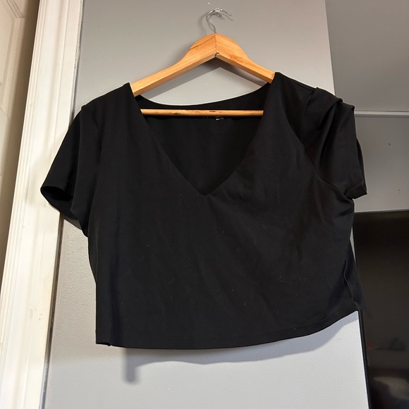 aerie Tops - Aerie Black V-Neck Crop Top